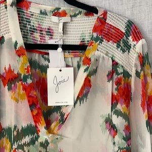 Joie blouse Make a offer & it’s yours :)